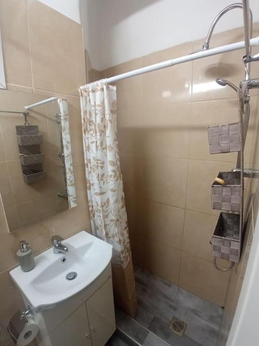Desperai Center Apartment *